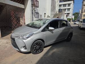 Toyota Vitz Hybrid