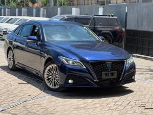 Toyota Crown Hybrid
