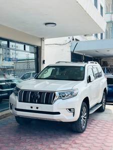 Toyota LANDCRUISER PRADO TZG