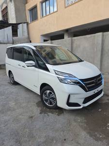Nissan SERENA HIGHWAY STAR e-POWER