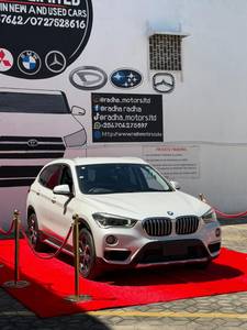 BMW X1 x-DRIVE 20i